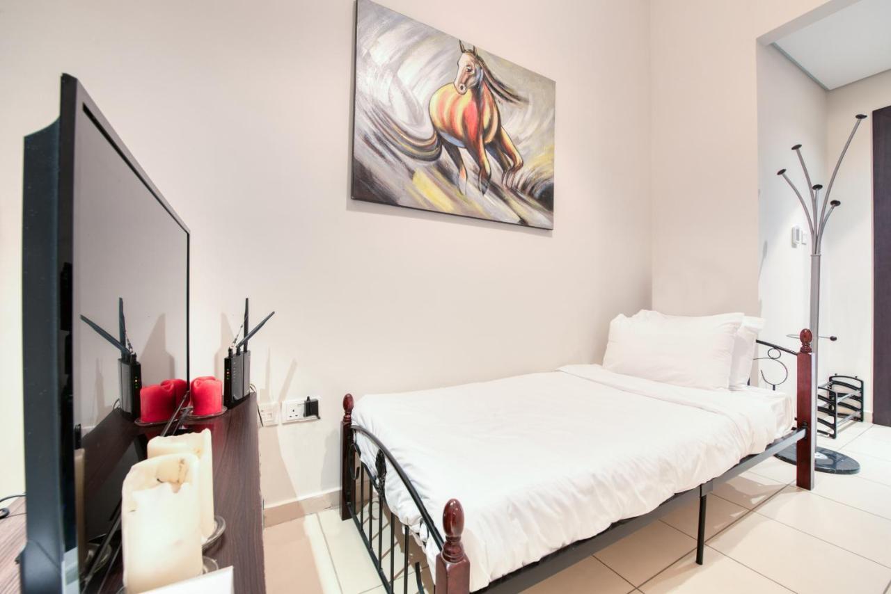 Maison Privee - Big, Bright, Luxury Marina Views Apt Next To Beach Dubai Exteriör bild