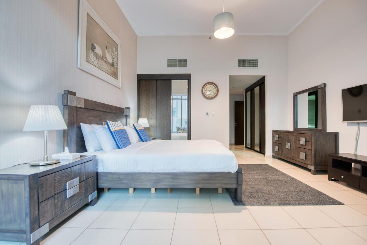 Maison Privee - Big, Bright, Luxury Marina Views Apt Next To Beach Dubai Exteriör bild