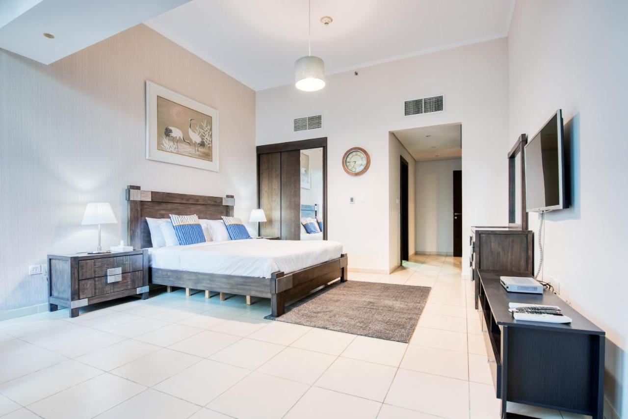 Maison Privee - Big, Bright, Luxury Marina Views Apt Next To Beach Dubai Exteriör bild